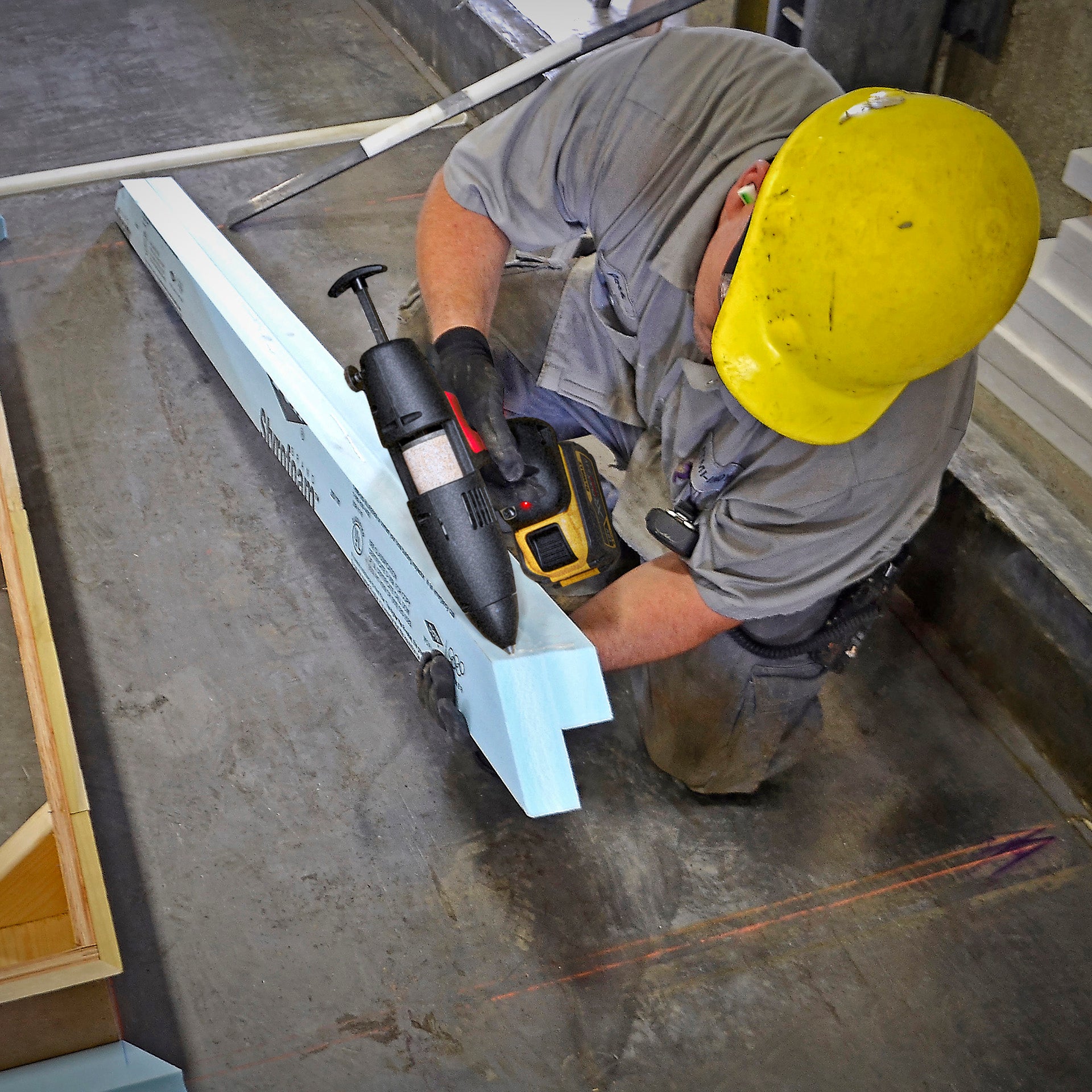 Tec 3508 cordless 1 3/4" glue gun, for industrial processes