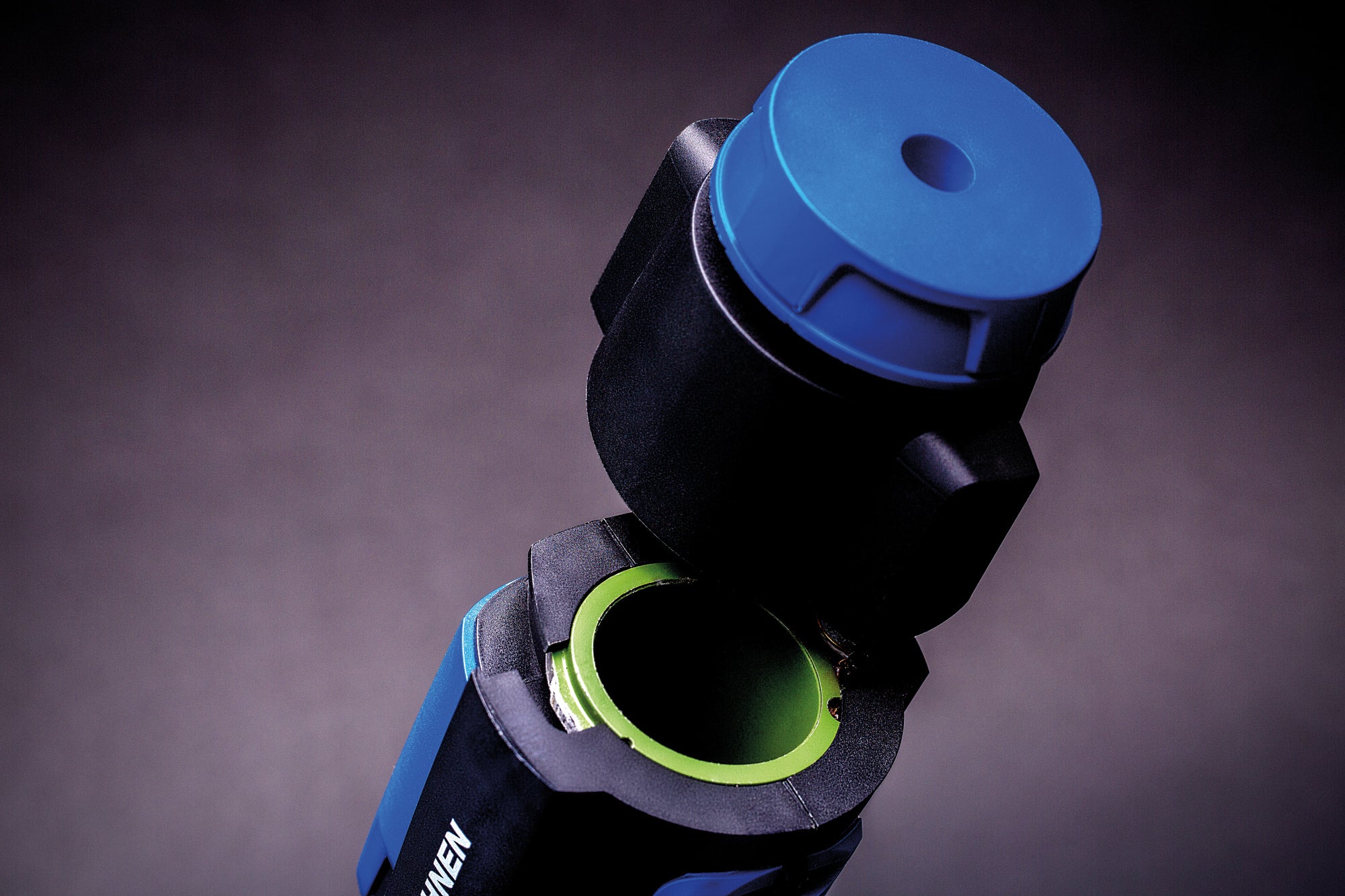 HB 720 K Pneumatic Cartridge Spray incl. tool stand and air service unit